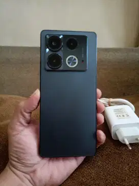 Infinix Note 40 8/256 Amoled display mulus no minus