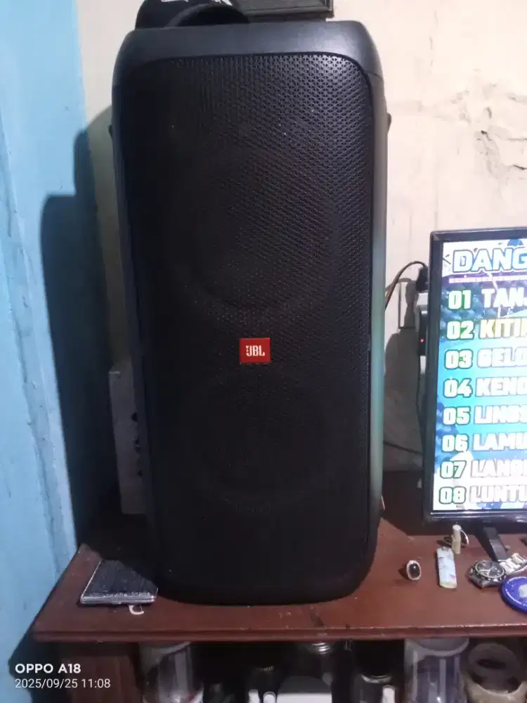 Di jual speaker JBL