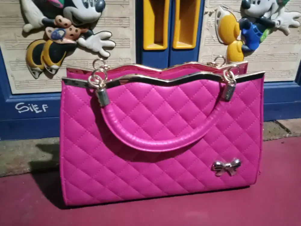 Tas fashion wanita