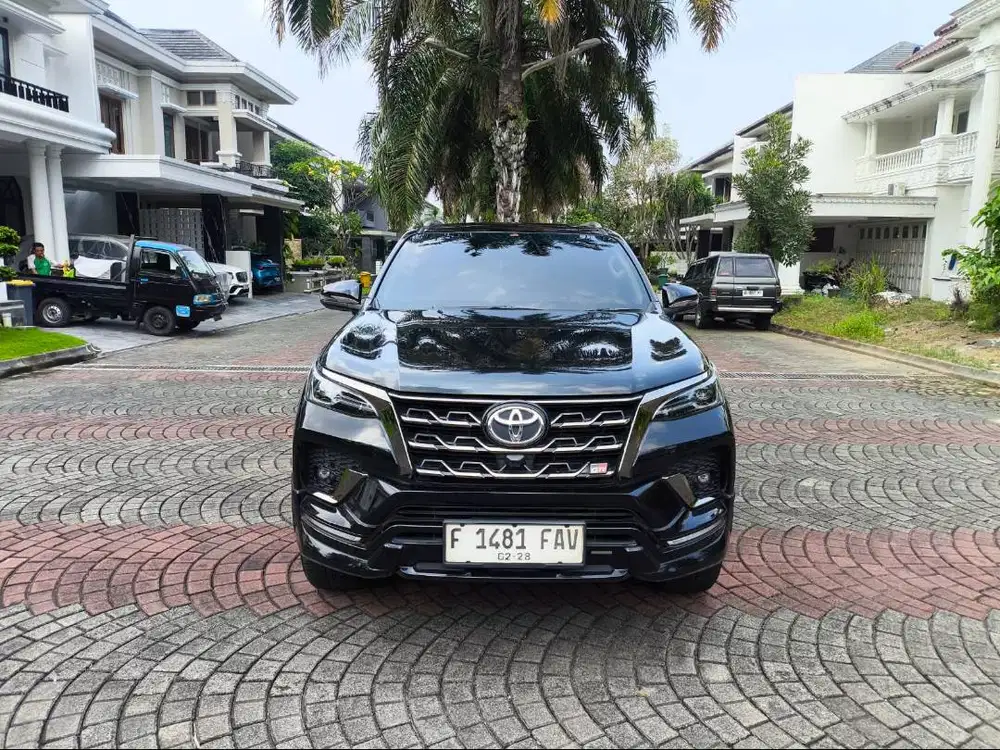 FORTUNER 2.8 GR SPORT DIESEL 2022
