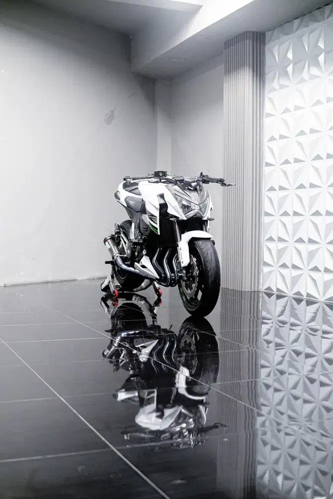 KAWASAKI Z800 2014