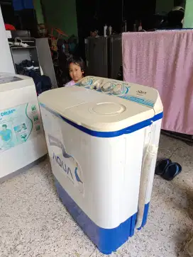Mesin cuci aqua
