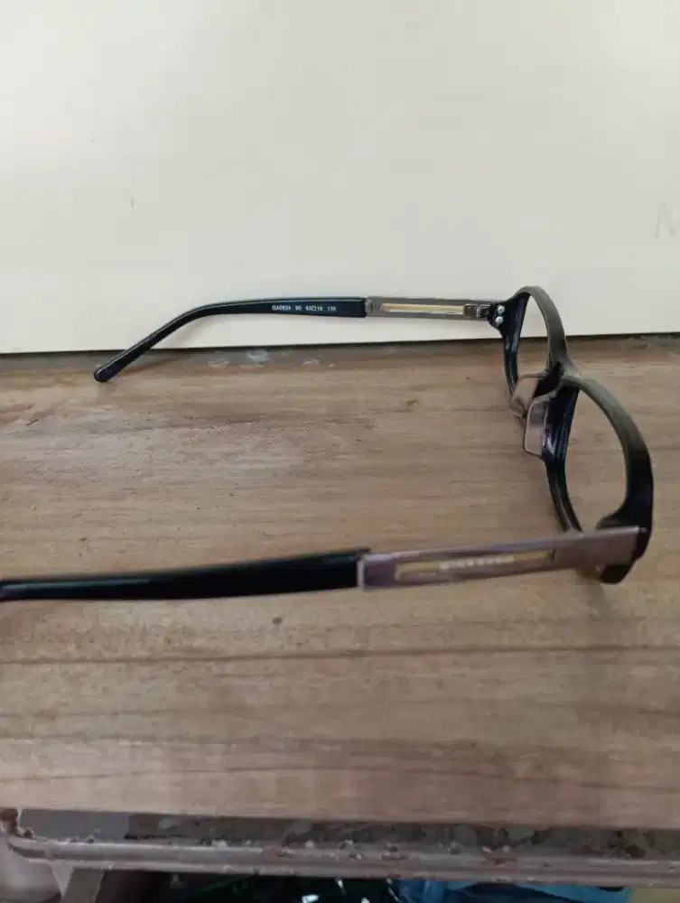Jual kacamata, eks BPJS (2 frame) dan satu Giordano