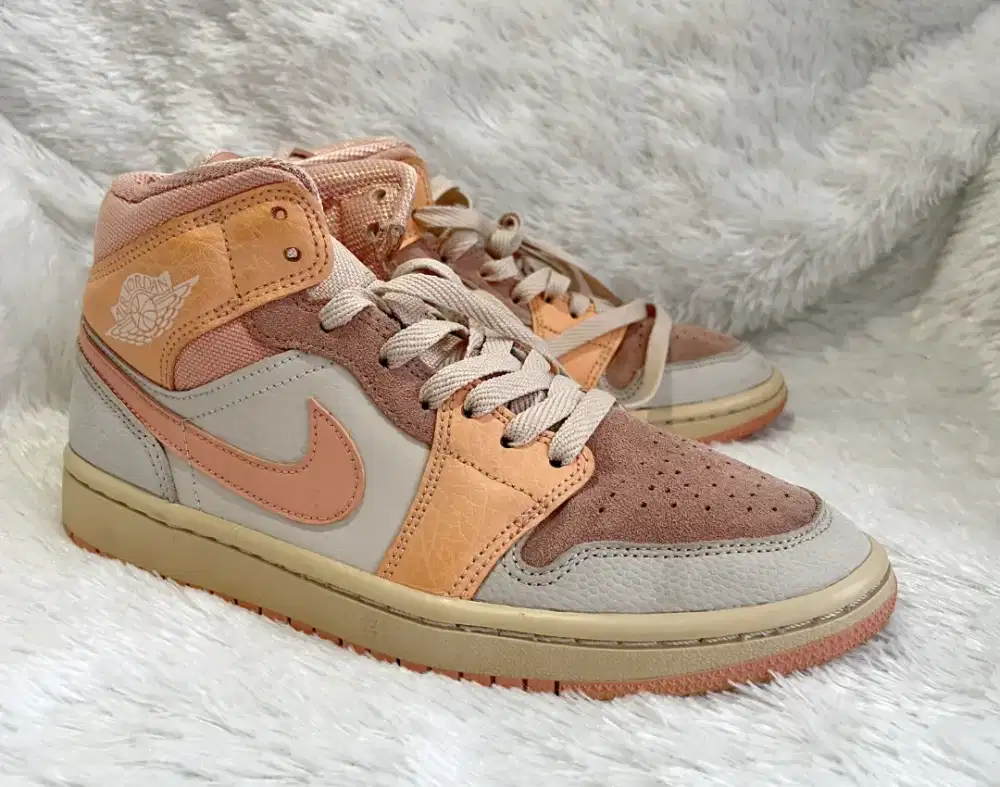 Nike air Jordan 1 Mid apricot DH4270 800
