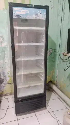 DIJUAL SHOWCASE FRIGIGATE kondisi normal 5rak Mesin ORI harga nego