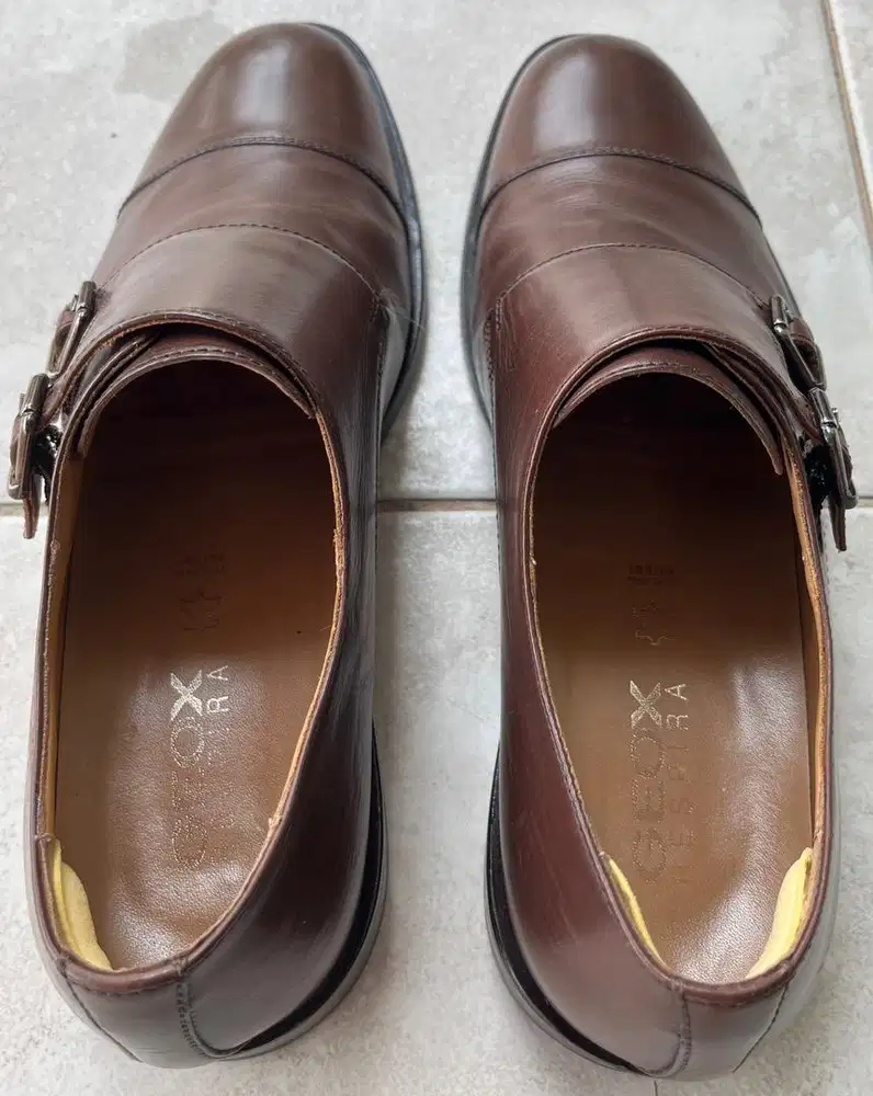 Sepatu Kulit GEOX RESPIRA