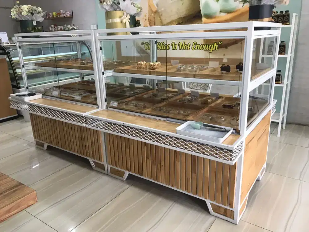 Display cake bertingkat