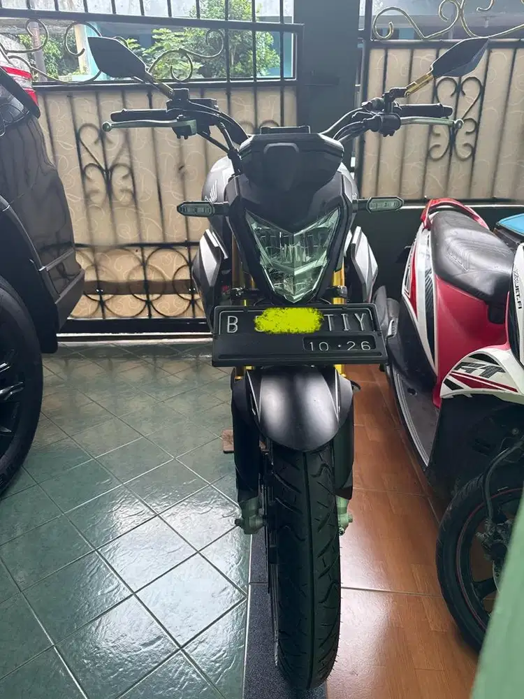 Honda CB150R seperti baru Special edition