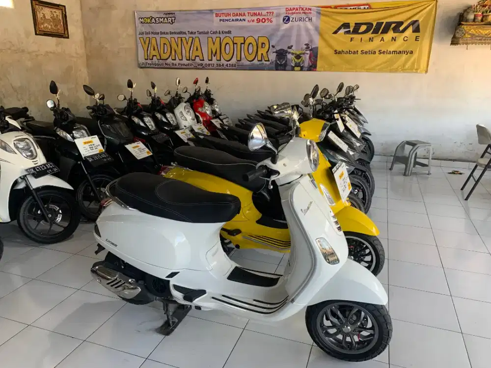 DP 1JT* VESPA LX 125 IGET/YADNYA MOTOR