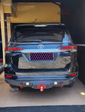 Toyota Fortuner VRZ TRD AT