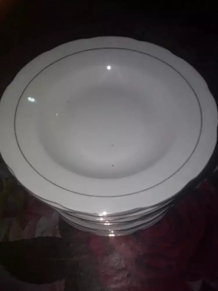 Dijual piring merek SANGO