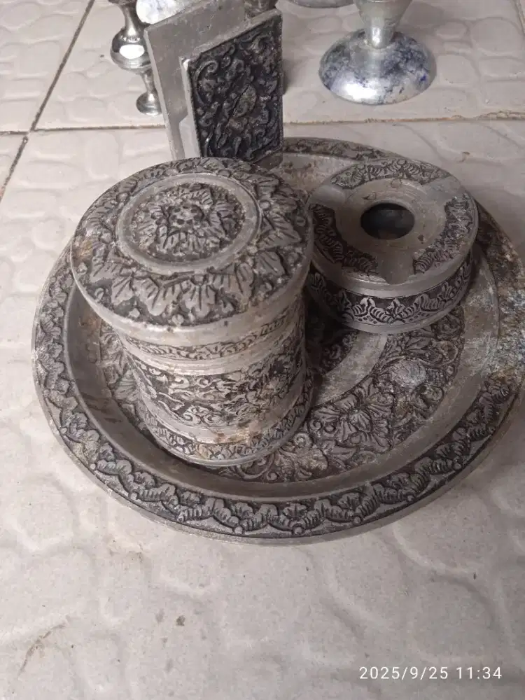 Piring set antik