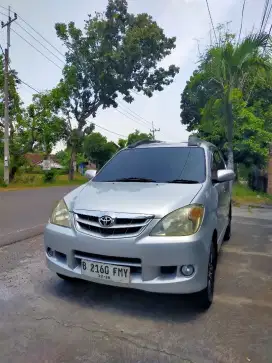 Toyota Avanza 2010