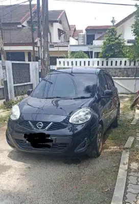 Nissan March 2016