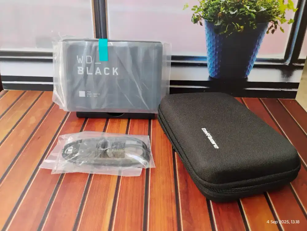 HDD Hardisk Harddisk External WD Black P10 5TB Game Drive Baru Segel