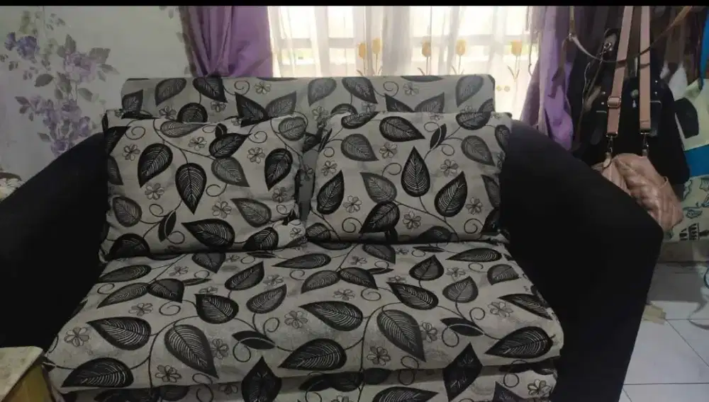 Sofabed Motif bunga Aesthetic