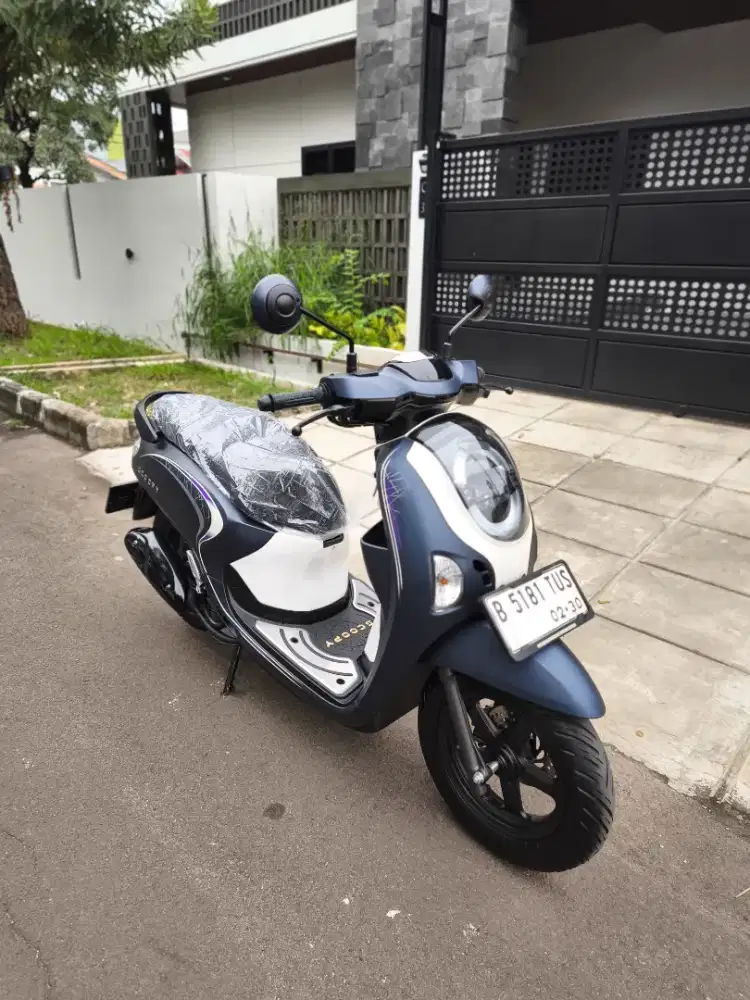 Bissmillah dijual motor Honda Scoopy like new SE 2025