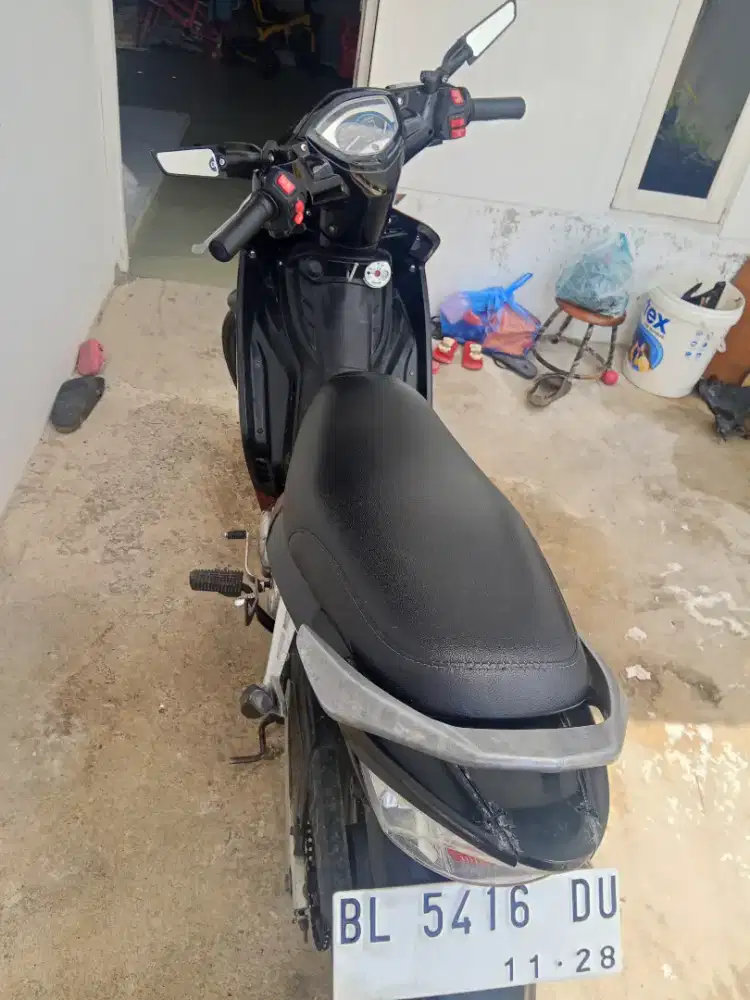 Jual motor Jupiter MX 2008 warna marun