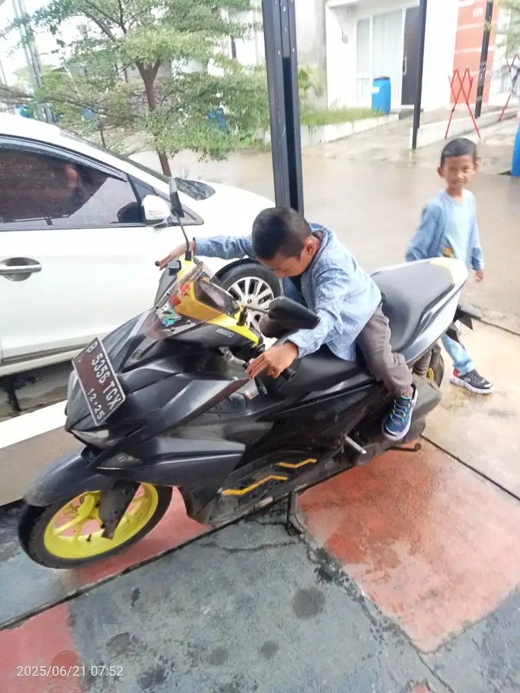 Di jual cepat Aerox tahun 2020 harga Rp. 15.500.000 nego alus