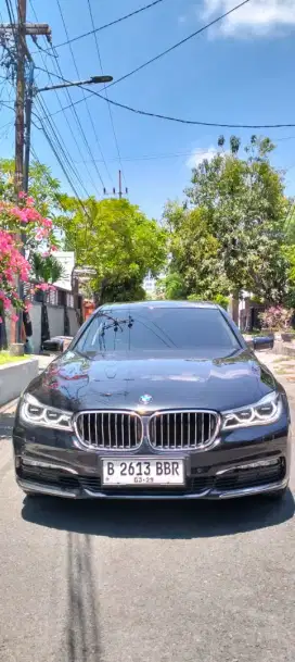 BMW 740Li 2017 km 20rb asliii full ori