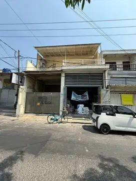 Dijual Toko dan Kos Aktif Semolowaru Row Jalan Double Way 2 Lantai