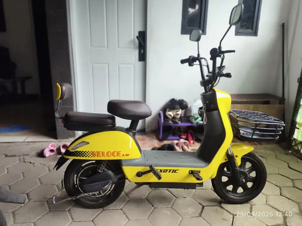 Sepeda Listrik Exotic Veloce 1.5