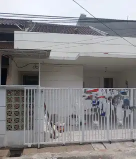 Disewakan Rumah Siap Huni Berlokasi Di Duri Kepa