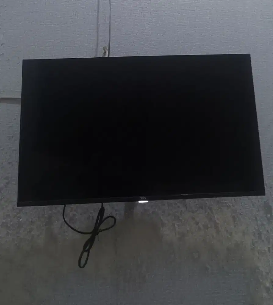 TCL 32 SMART TV (GOOGLE, NETFLIX, DLL)