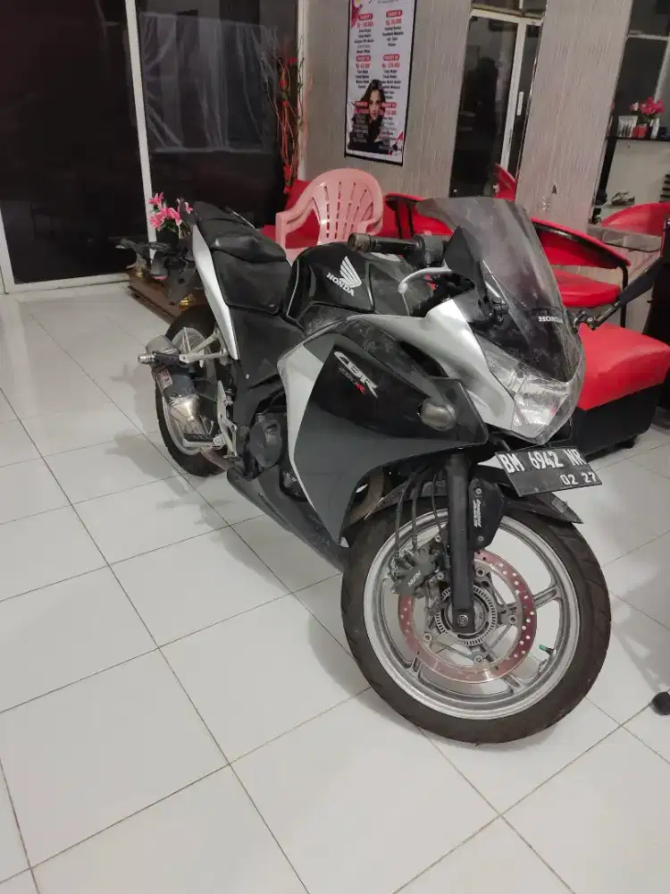Di jual CBR 250R thailand,,barang simpanan,,