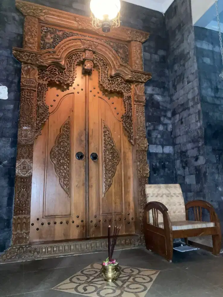 Pintu gebyok ukir asli jati