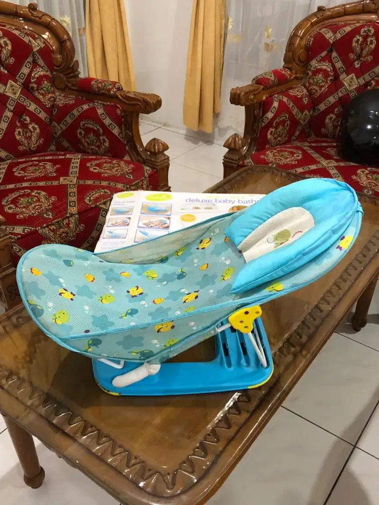 Tempat mandi bayi
