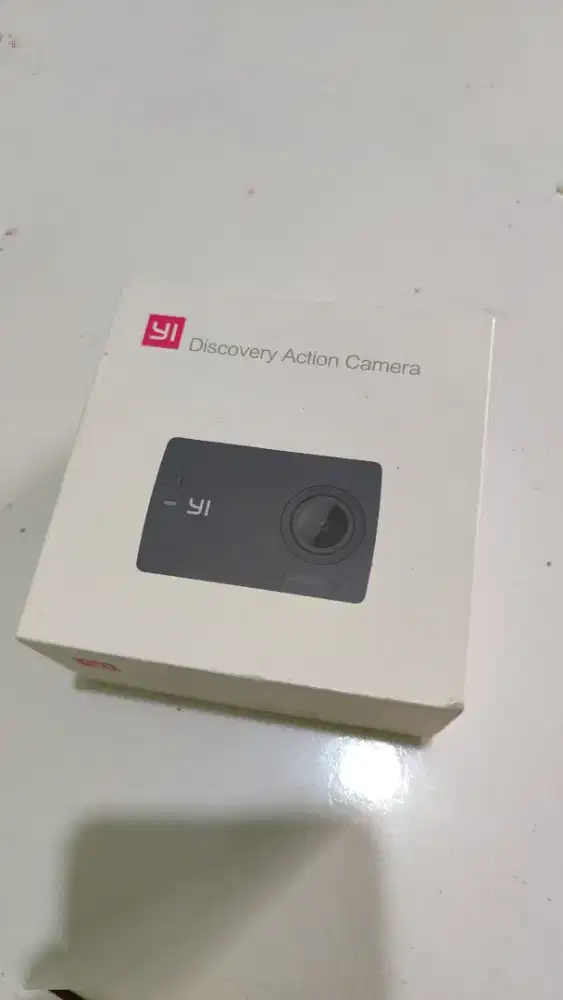 Action Cam Yi 4K touch screen.