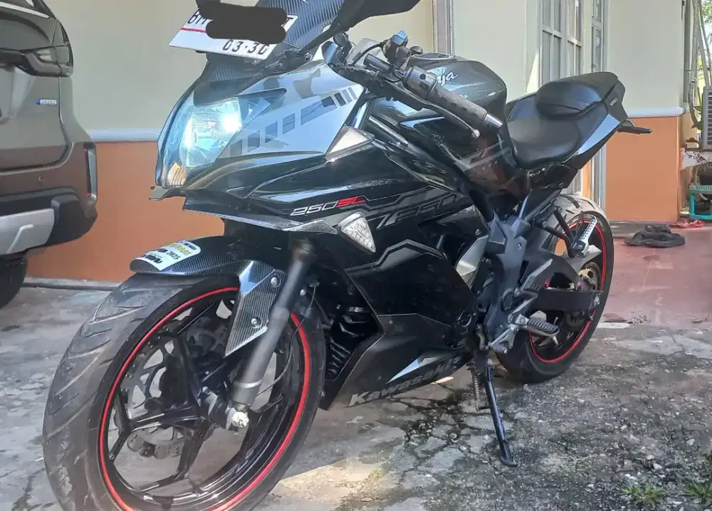 Dijual cepat Kawasaki Ninja 250 XL