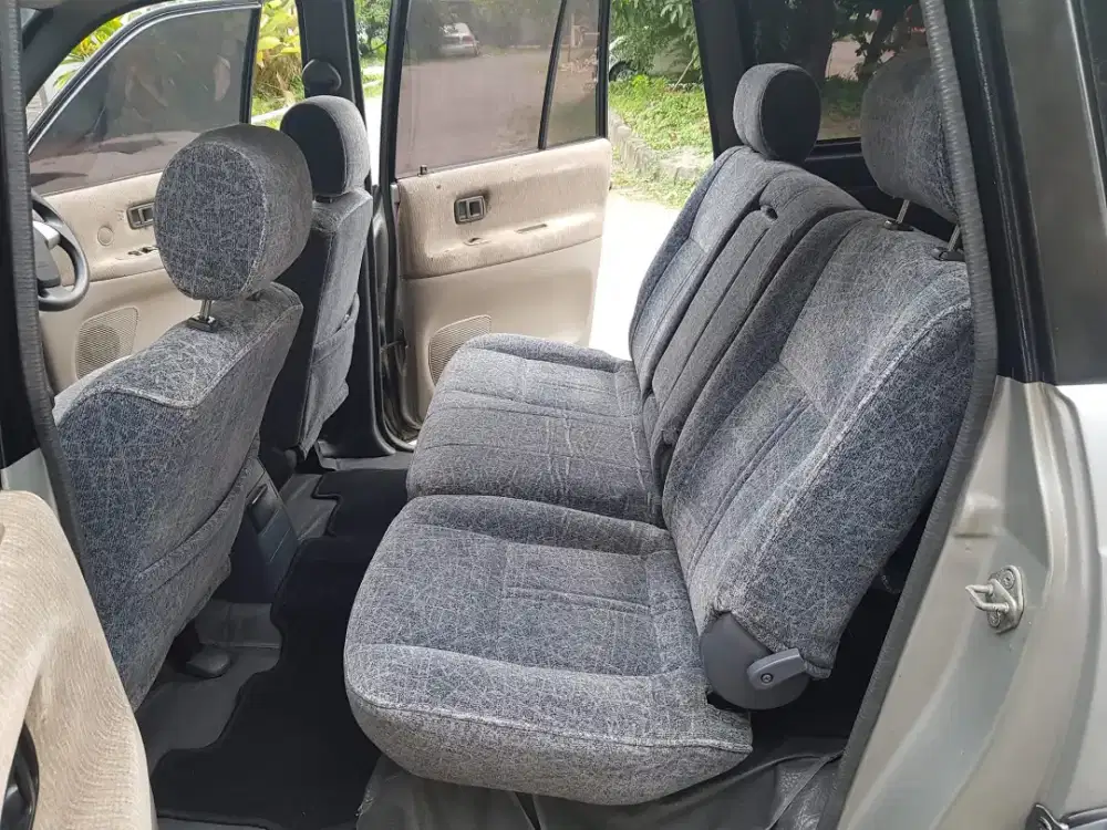 Jok Kijang Krista thn 2000,  baris depan dan tengah  Kondisi Cantik