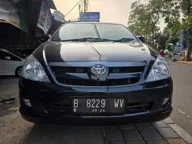 INNOVA E DIESEL SOLAR 2006