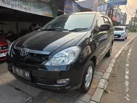 INNOVA E DIESEL SOLAR 2006