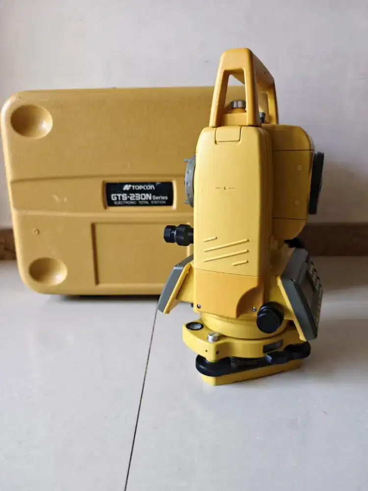 Total station Topcon GTS 230N like new