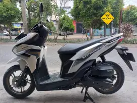 (DP 1 Jt)‼️ Plat B DKI Honda Vario 125 CBS ISS Keyless Putih 2023