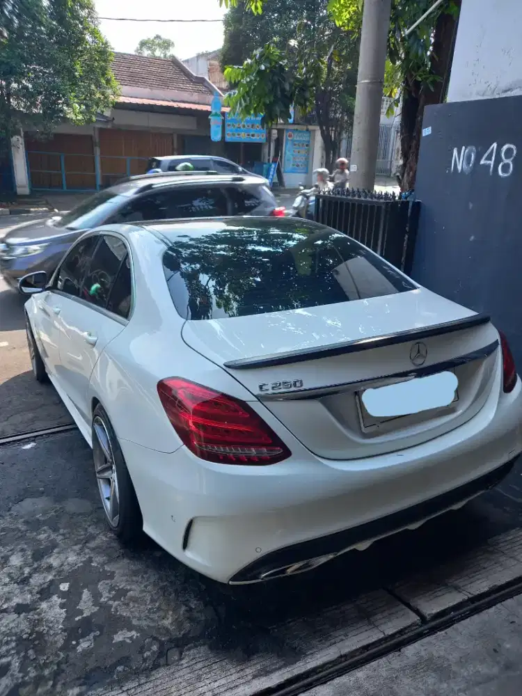 Mercedes-Benz C250 AMG Line