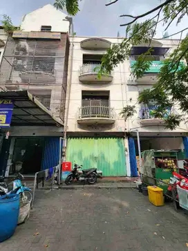 Ruko Raya Ngagel
