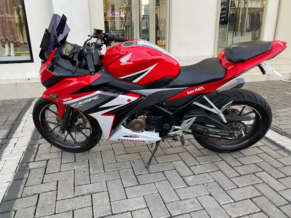 HONDA CBR 150 ABS