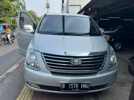 Hiyundai H1 diesel th 2010 AT