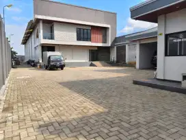 GUDANG MEWAH + TANAH KOSONG
