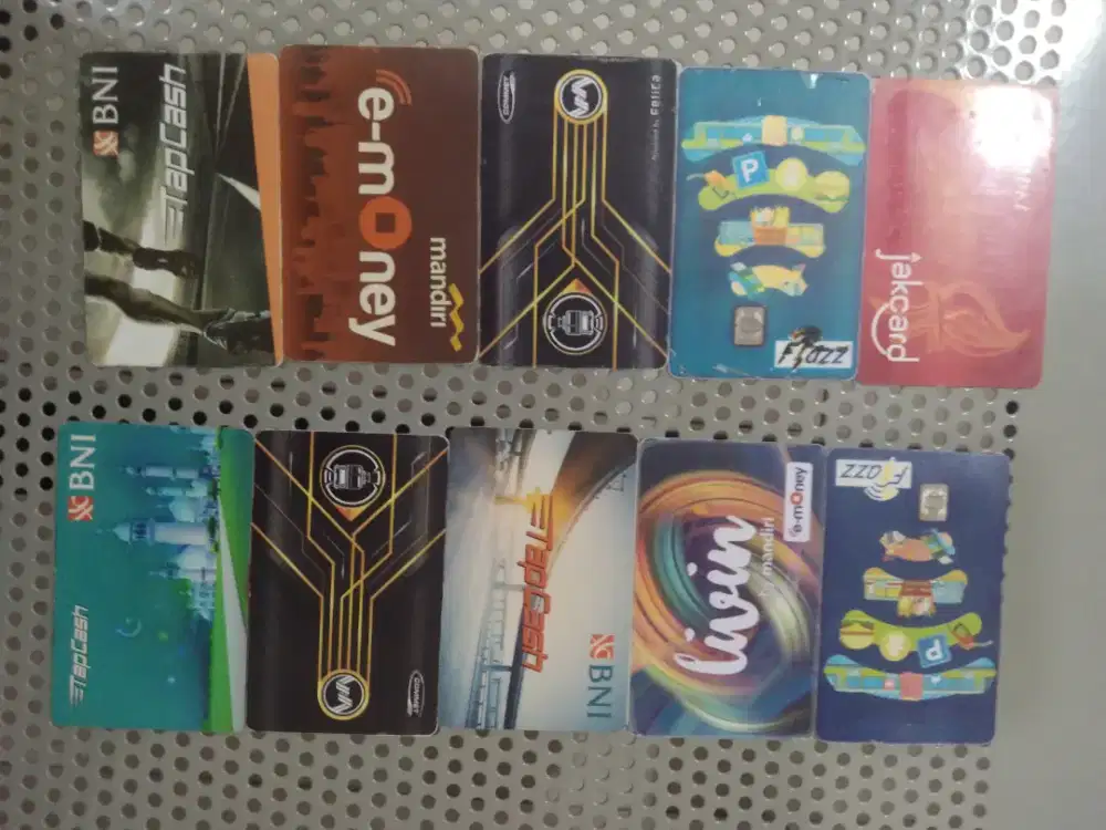 Flazz e money Livin tapcash jakcard commet