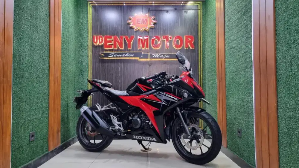 ENY MOTOR - HONDA CBR  150R FACELIFT 2019 - PROMO DP MULAI 500RB