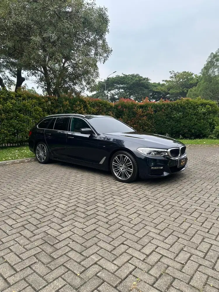 BMW 530i Touring M Sport 2019 LOW KM