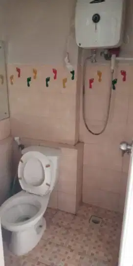 Disewakan apartemen tipe studio bersih murah jakarta barat