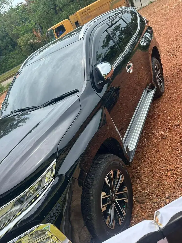 Rental mobil dan motor