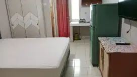 Disewakan apartemen tipe studio bersih murah jakarta barat