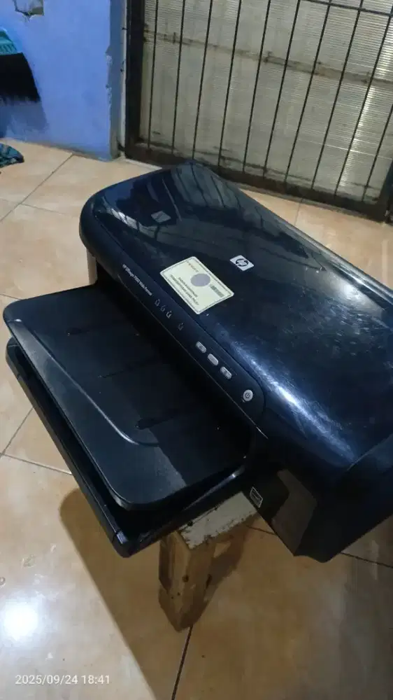 Printer merk  hp officejet 7000 wide format